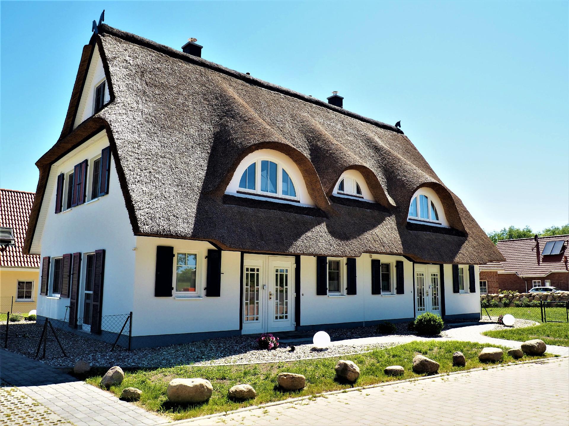 Traumhaft schöne und exklusive Doppelhaush&au Ferienhaus  Mecklenburger Ostseeküste