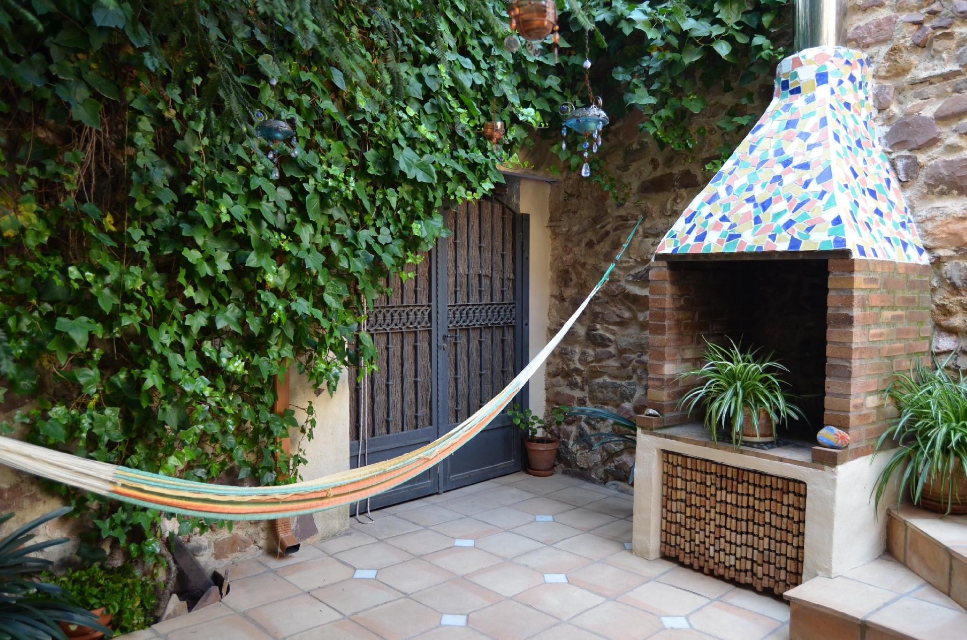 Liebevoll eingerichtetes Natursteinhaus mit romant Ferienhaus  Valencia