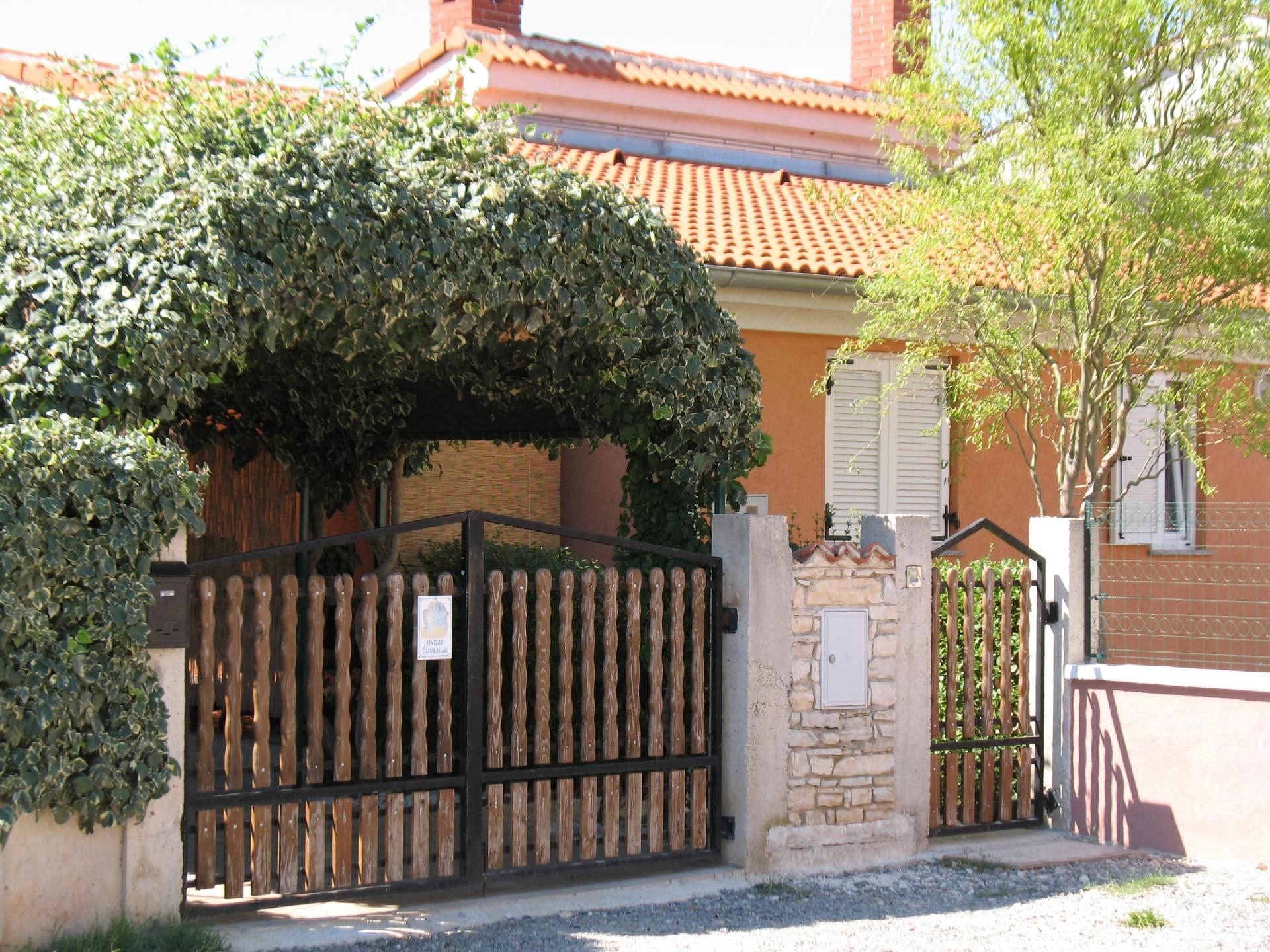 Große Wohnung in Medulin mit Möblierter Ferienhaus in Istrien