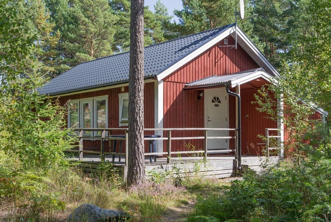 Rustikales Landhaus mit Terrasse in einzigartiger   in Schweden