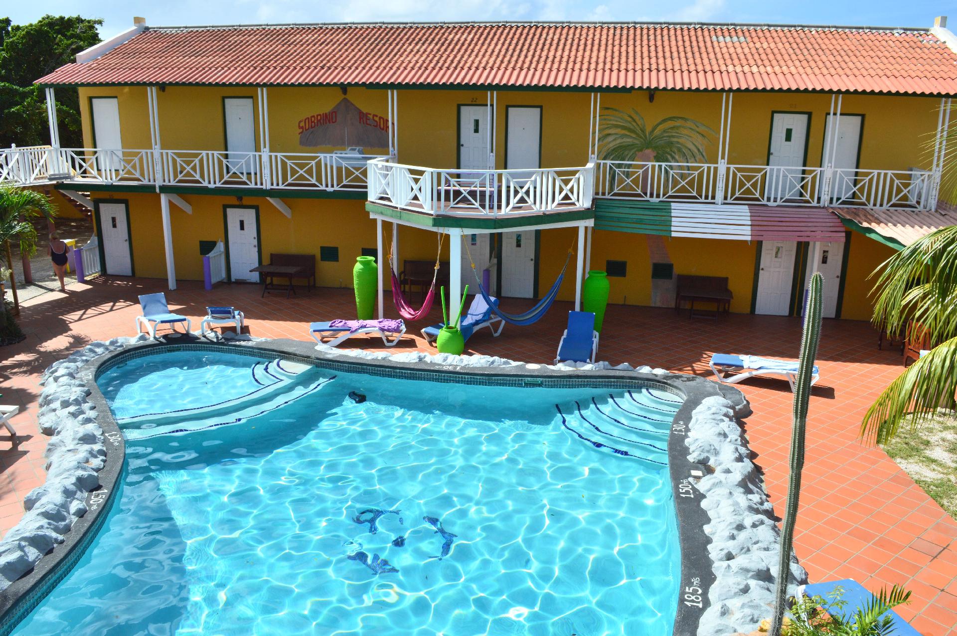 Helle Ferienwohnung mit gemütlicher Häng  in Curacao
