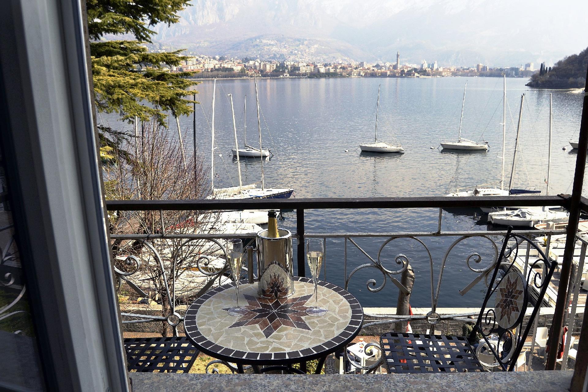 Modern und geschmackvoll eingerichtete Ferienwohnu Ferienwohnung  Comer See - Lago di Como