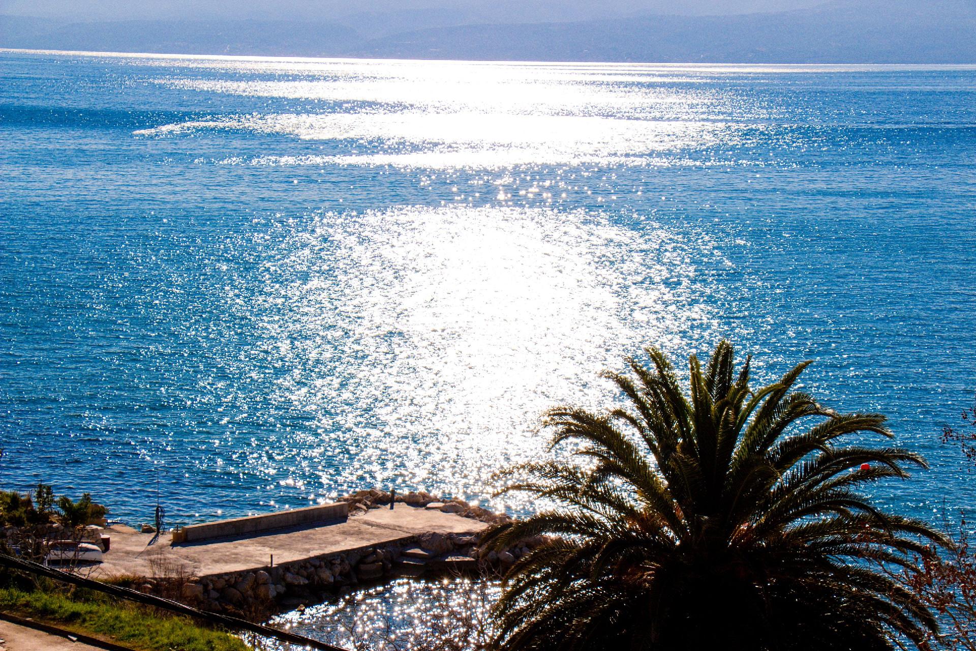 Renovierte Ferienwohnung in Jesenice mit Terrasse Ferienhaus  Split Riviera