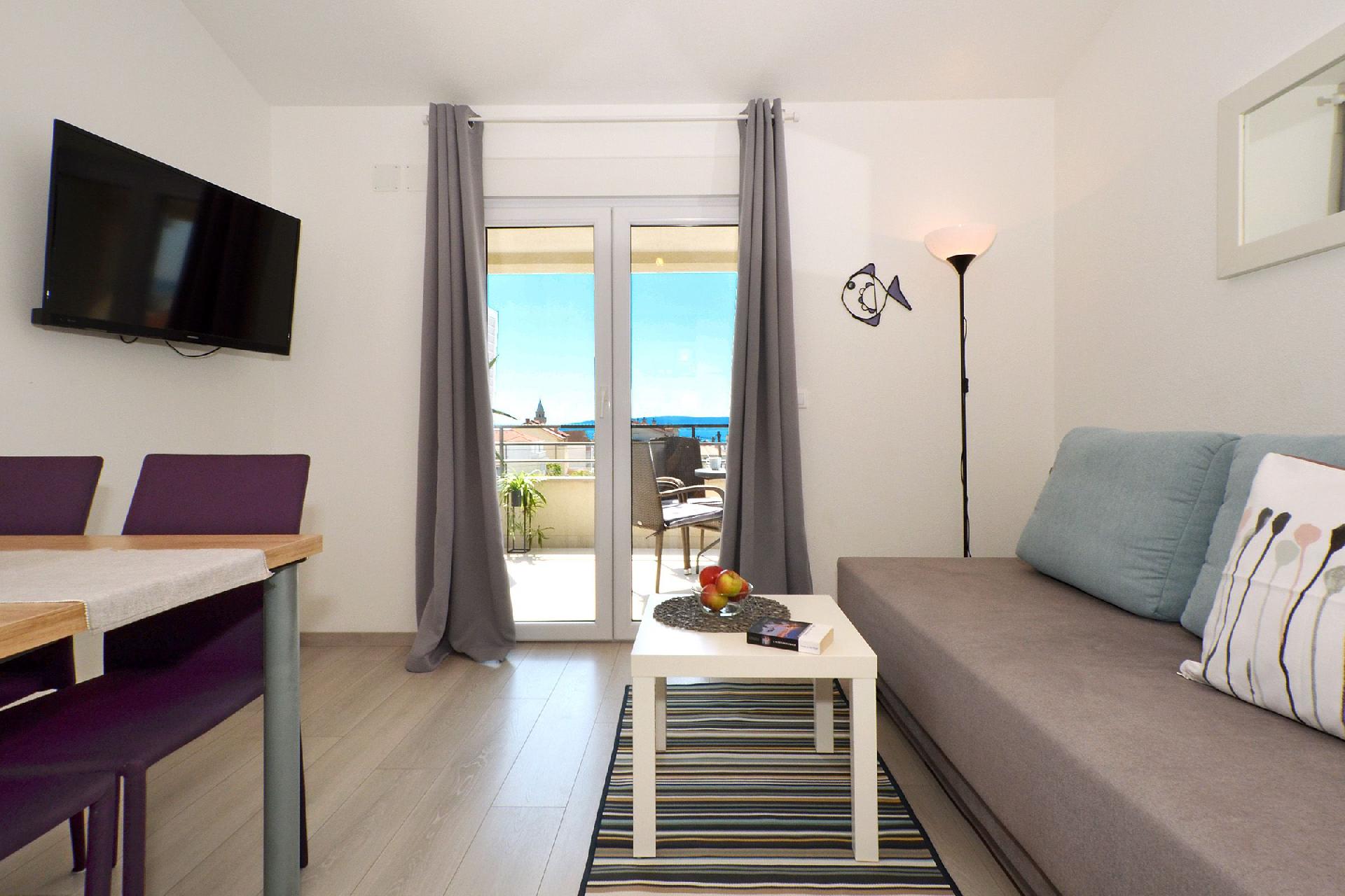Komfortable Ferienwohnung mit Balkon und Meerblick Ferienwohnung in Dalmatien