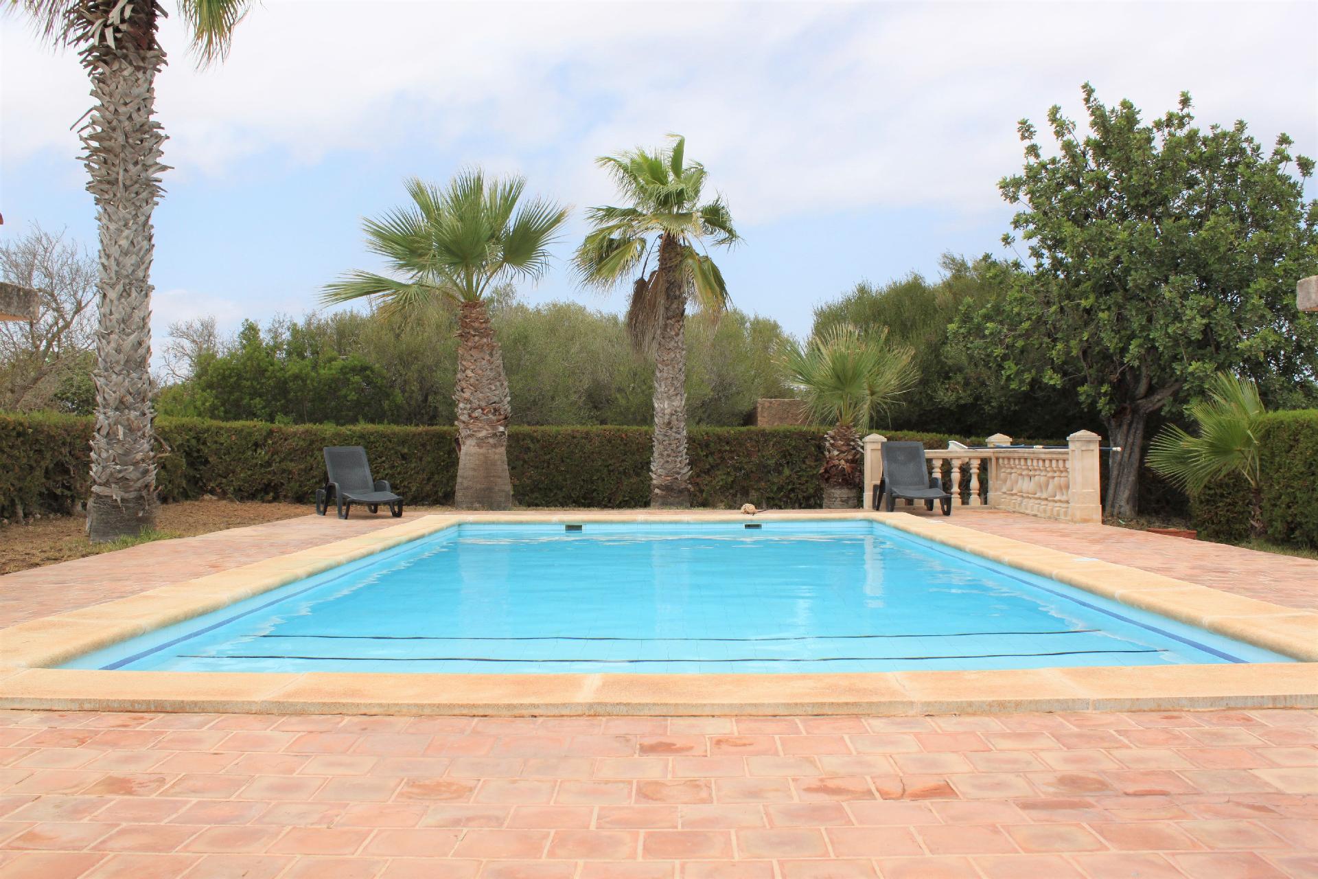 Schönes Ferienhaus mit Pool, Terrasse und Gar Ferienhaus  Mallorca Süd