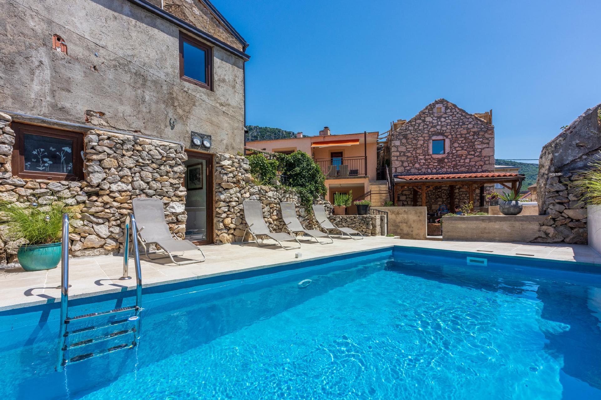 Ferienhaus für 14 Personen ca. 250 m² in  in Kroatien