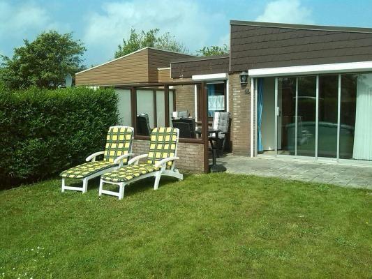 Gemütliches Ferienhaus in Callantsoog mit Ter Ferienhaus in den Niederlande