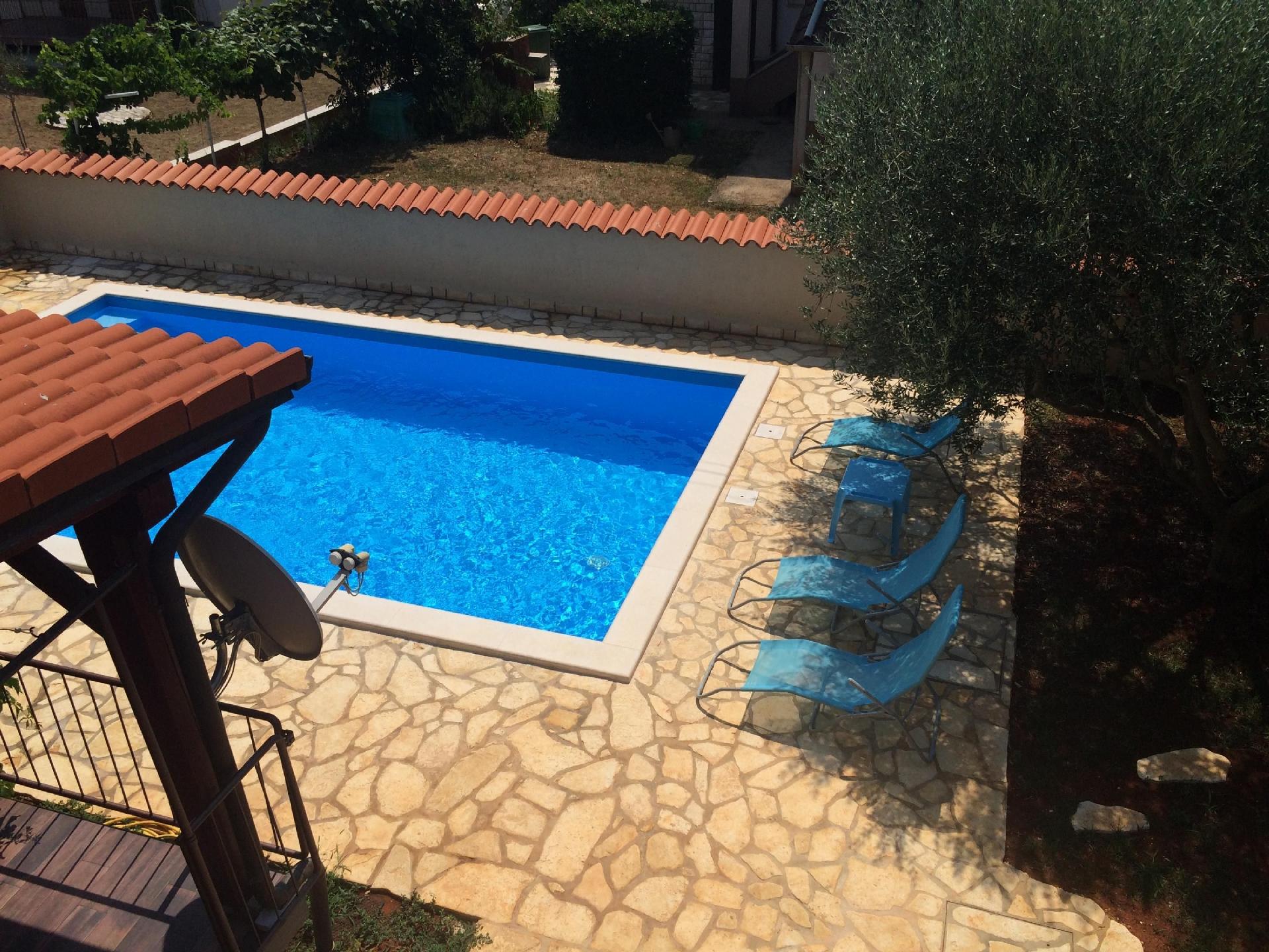 Komplette Villa mit zwei Appartements Ferienhaus in Istrien