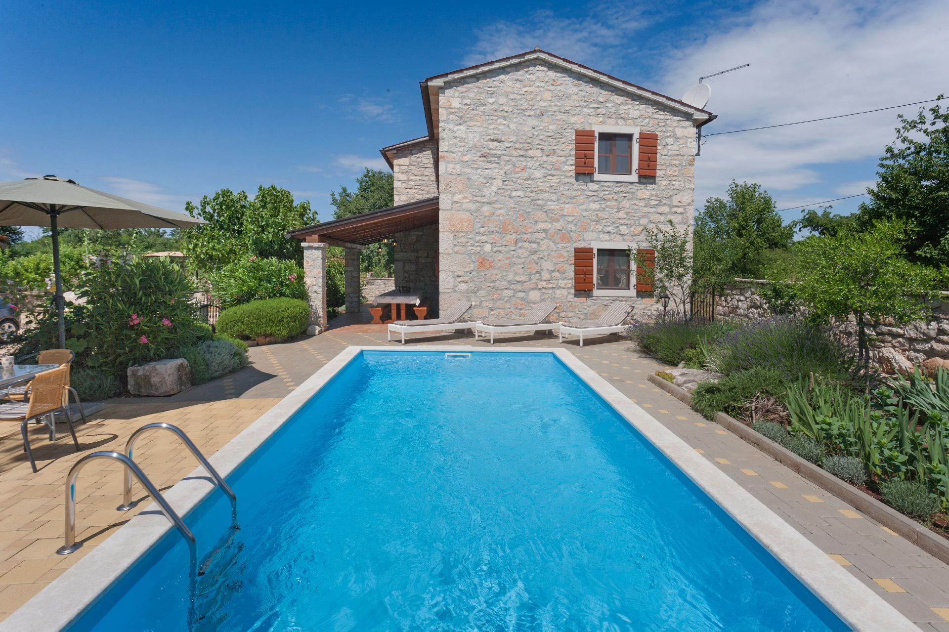 Ferienhaus mit Privatpool für 6 Personen ca.  Ferienhaus in Istrien