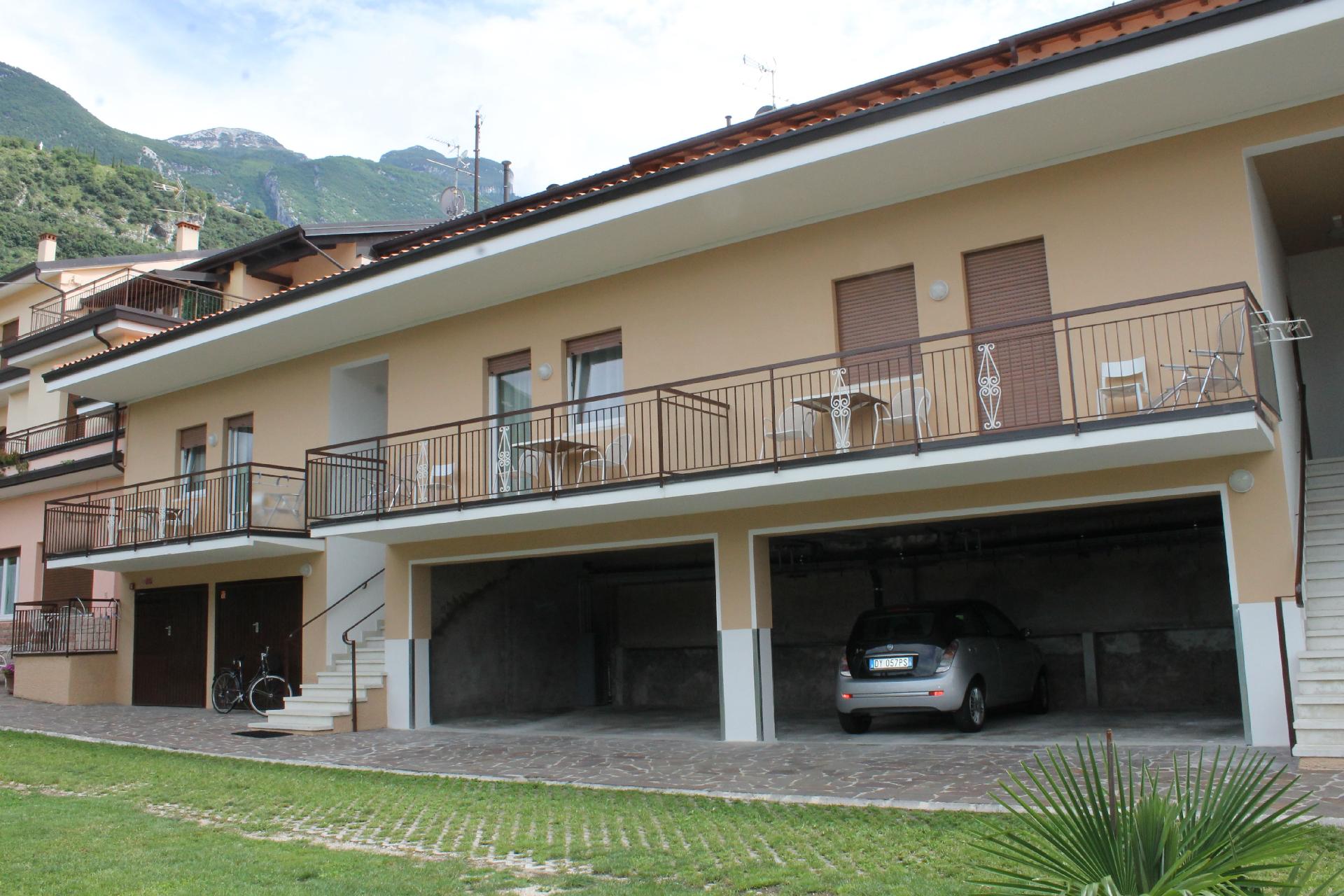 Ferienwohnung für 2 Personen  + 1 Kind ca. 35   Gardasee - Lago di Garda