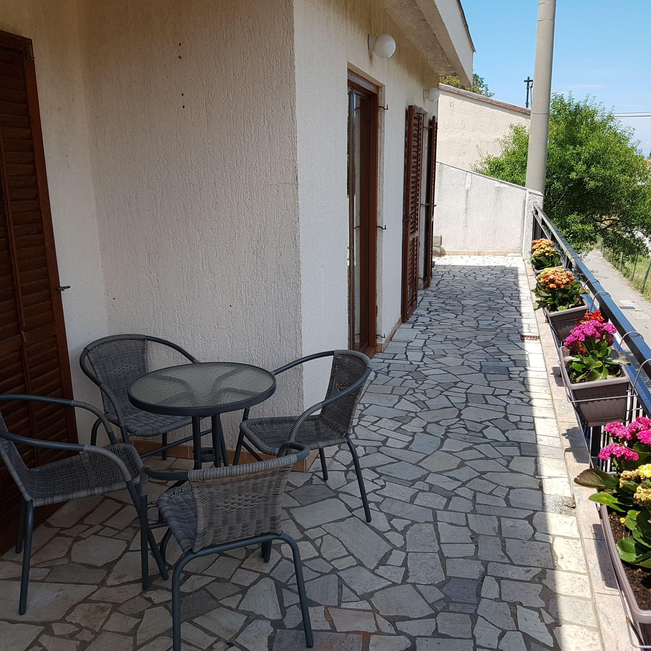 Appartement in Zengg mit Terrasse, Garten und Gril Ferienwohnung in Kroatien