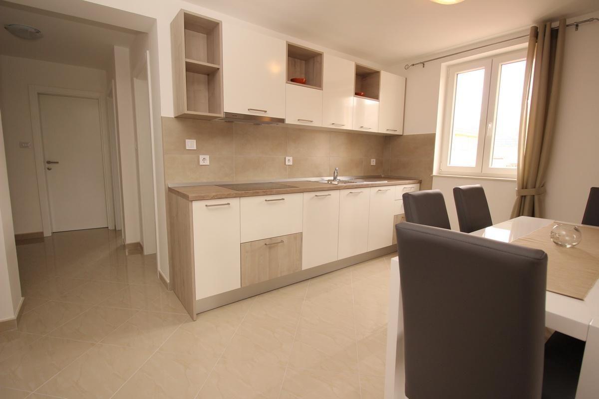 Neu modern eingerichtete Apartment für 4 Pers  in Kroatien