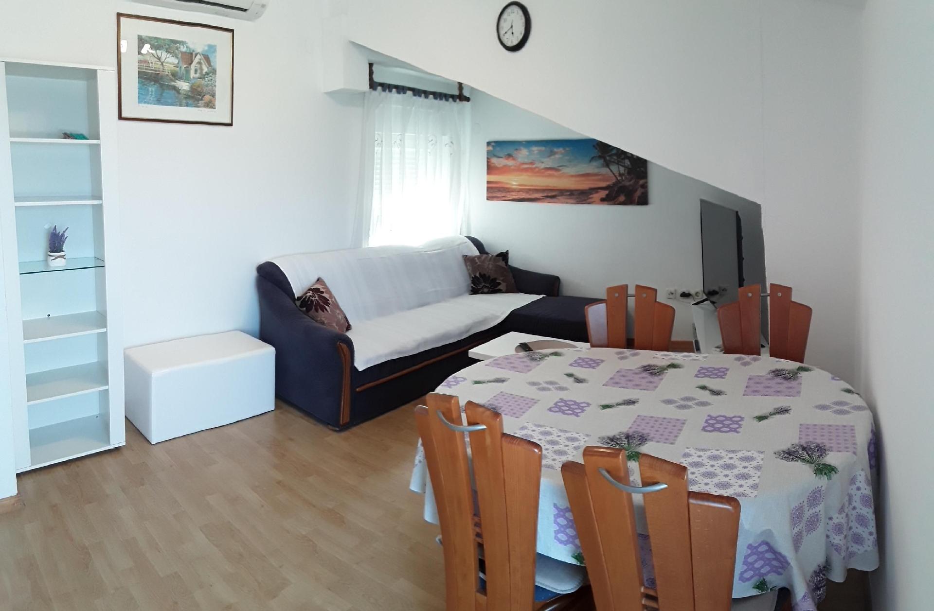 Ferienwohnung für 4 Personen ca. 58 m² i Ferienwohnung in Kroatien