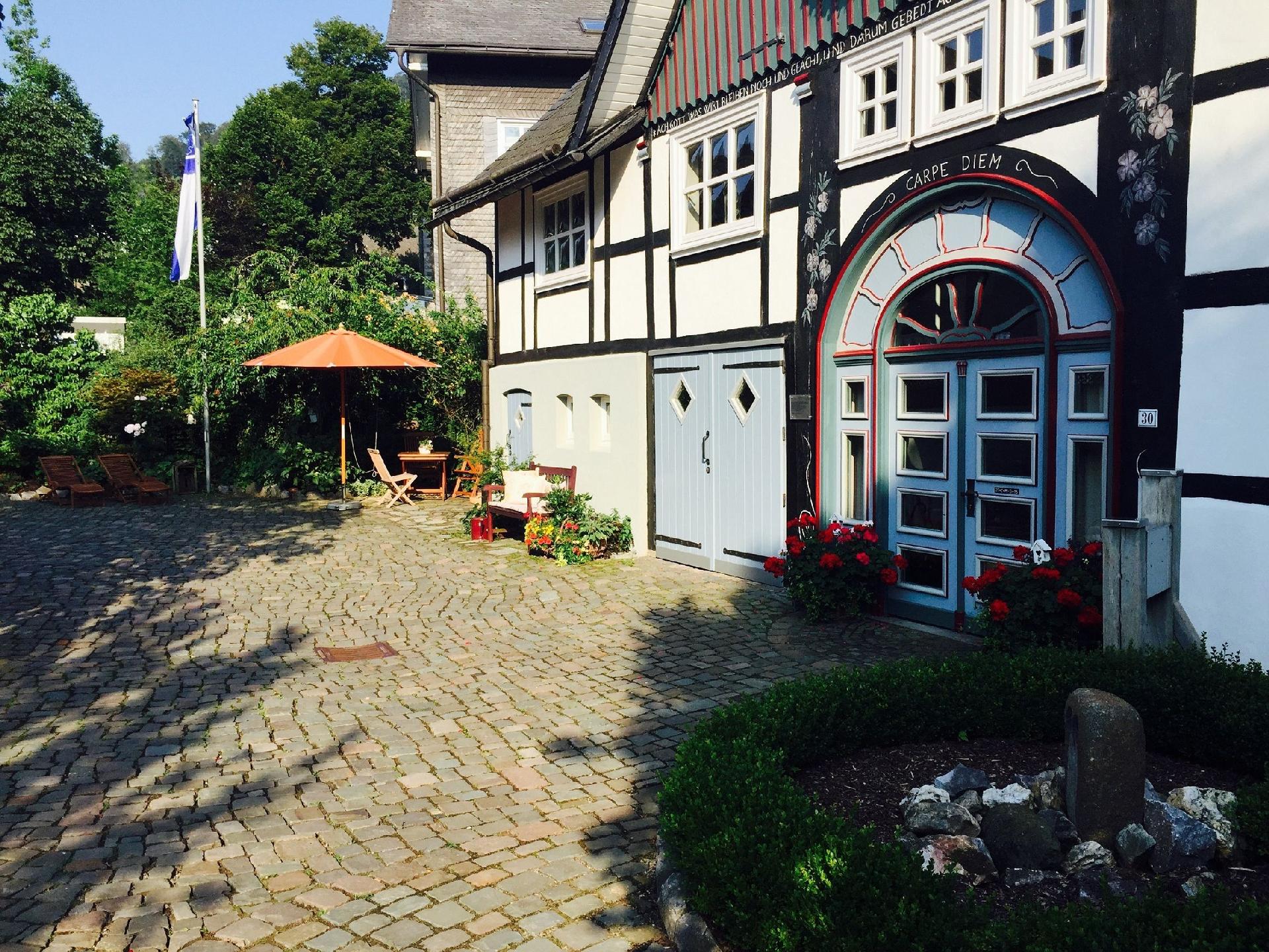 Schöne Ferienwohnung in Bruchhausen mit Grill Ferienhaus  Sauerland