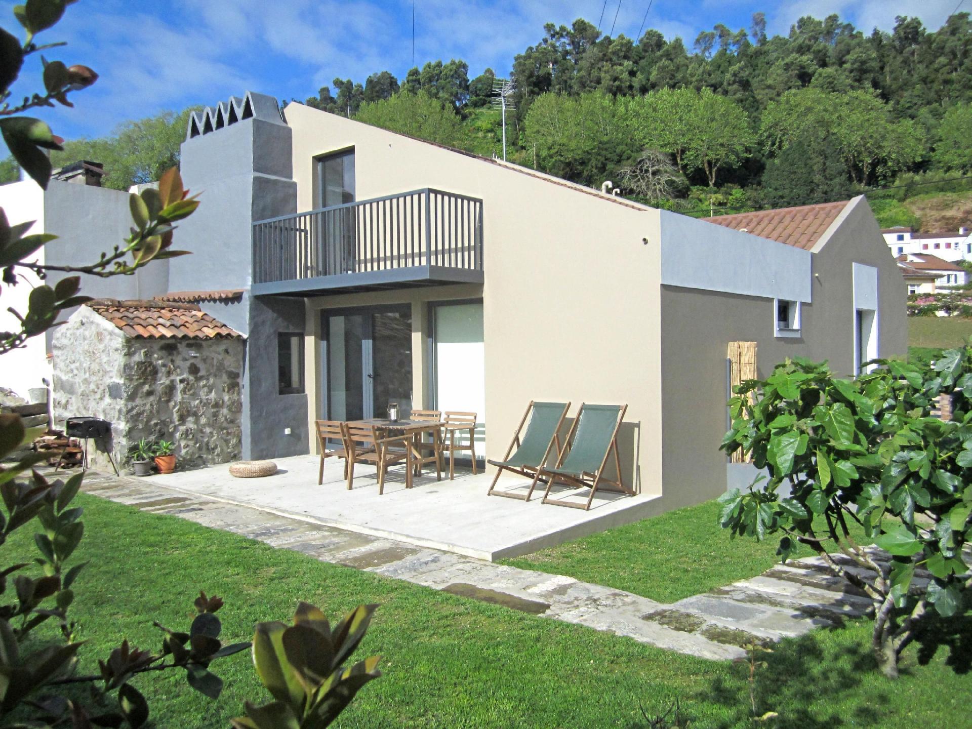 Ferienhaus in Furnas mit Terrasse, Garten und Gril Ferienhaus in Portugal