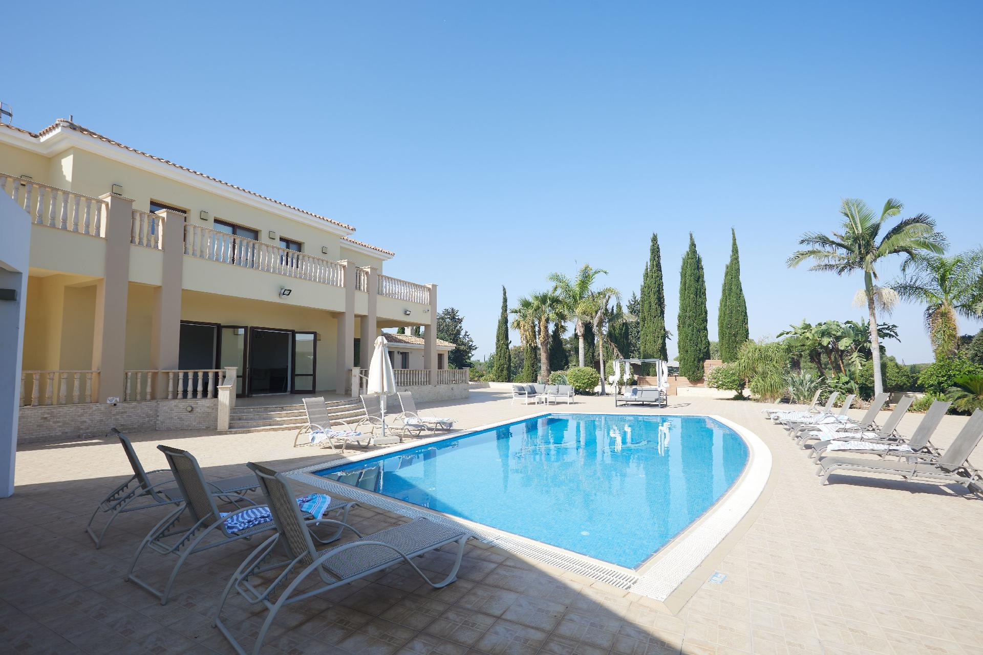 Ferienhaus mit Privatpool für 14 Personen ca. Ferienhaus in Zypern