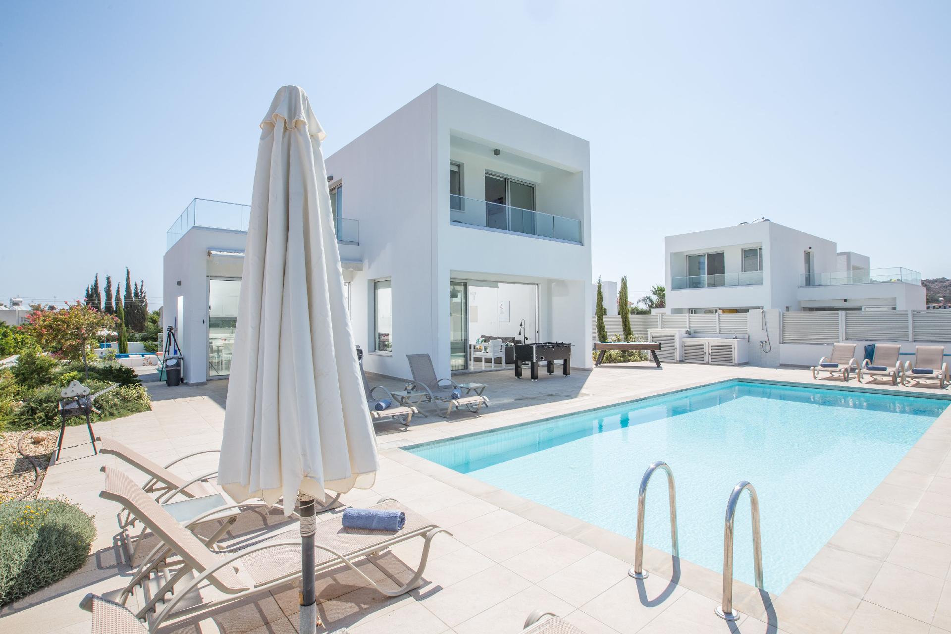 Ferienhaus mit Privatpool für 10 Personen ca. Ferienhaus in Zypern