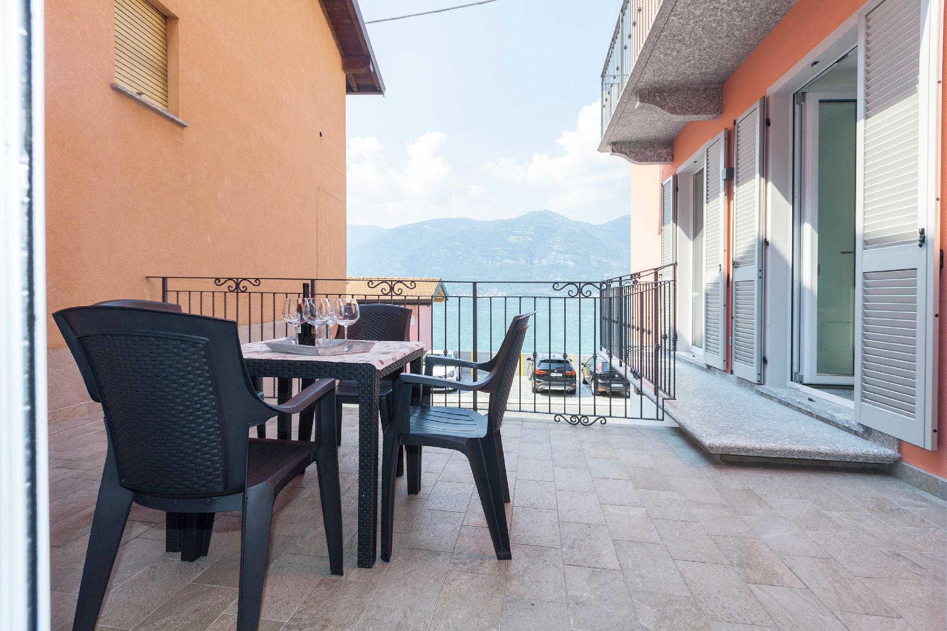 Ferienwohnung für 4 Personen ca. 80 m² i Ferienwohnung  Comer See - Lago di Como