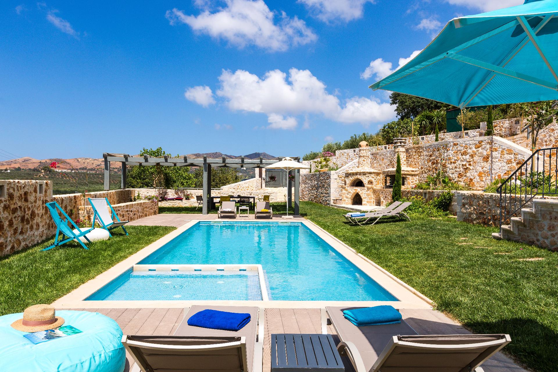Ferienhaus in Achlades mit Privatem Pool Ferienhaus in Griechenland