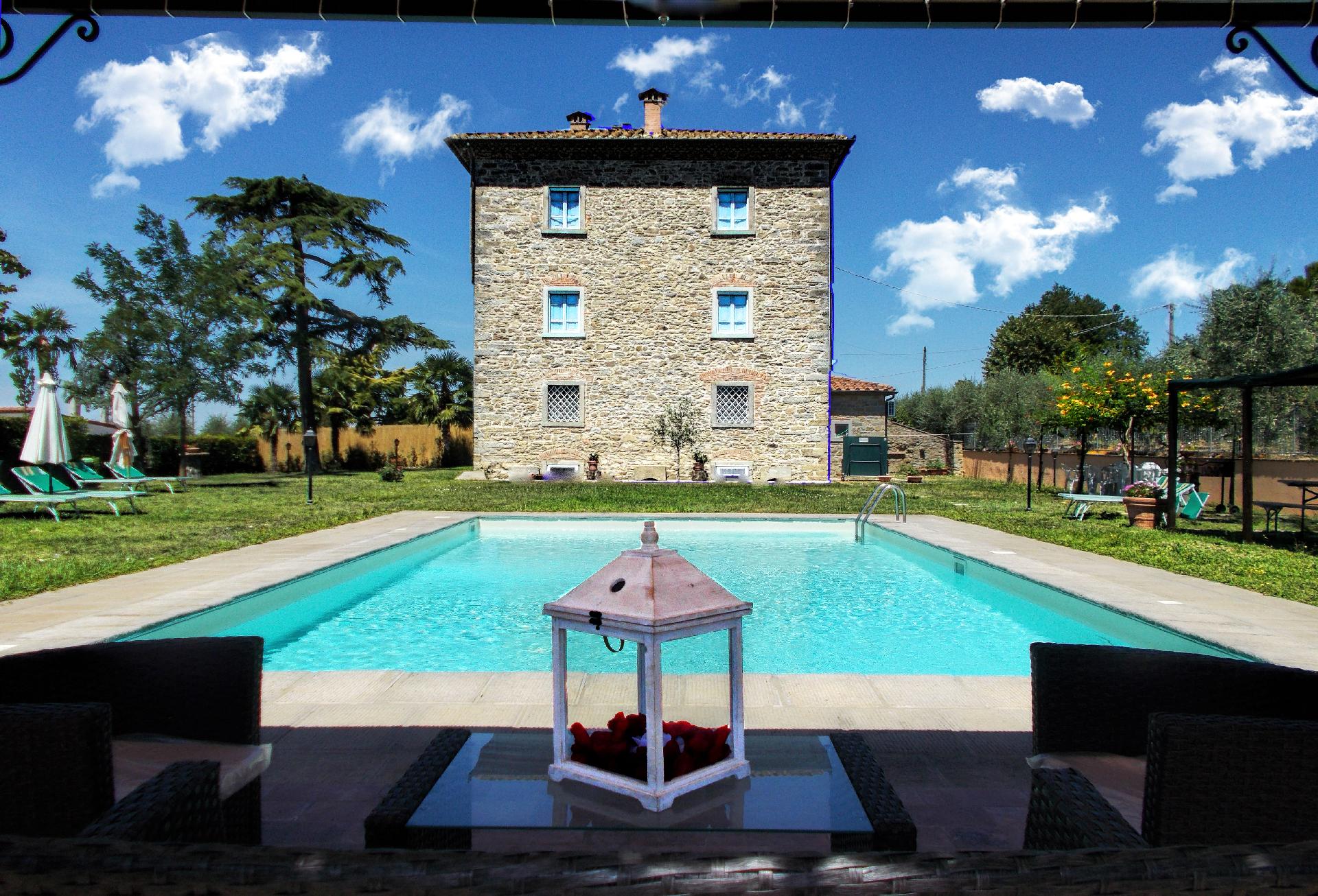 Ferienhaus mit Privatpool für 20 Personen ca. Ferienhaus  Cortona Trasimeno