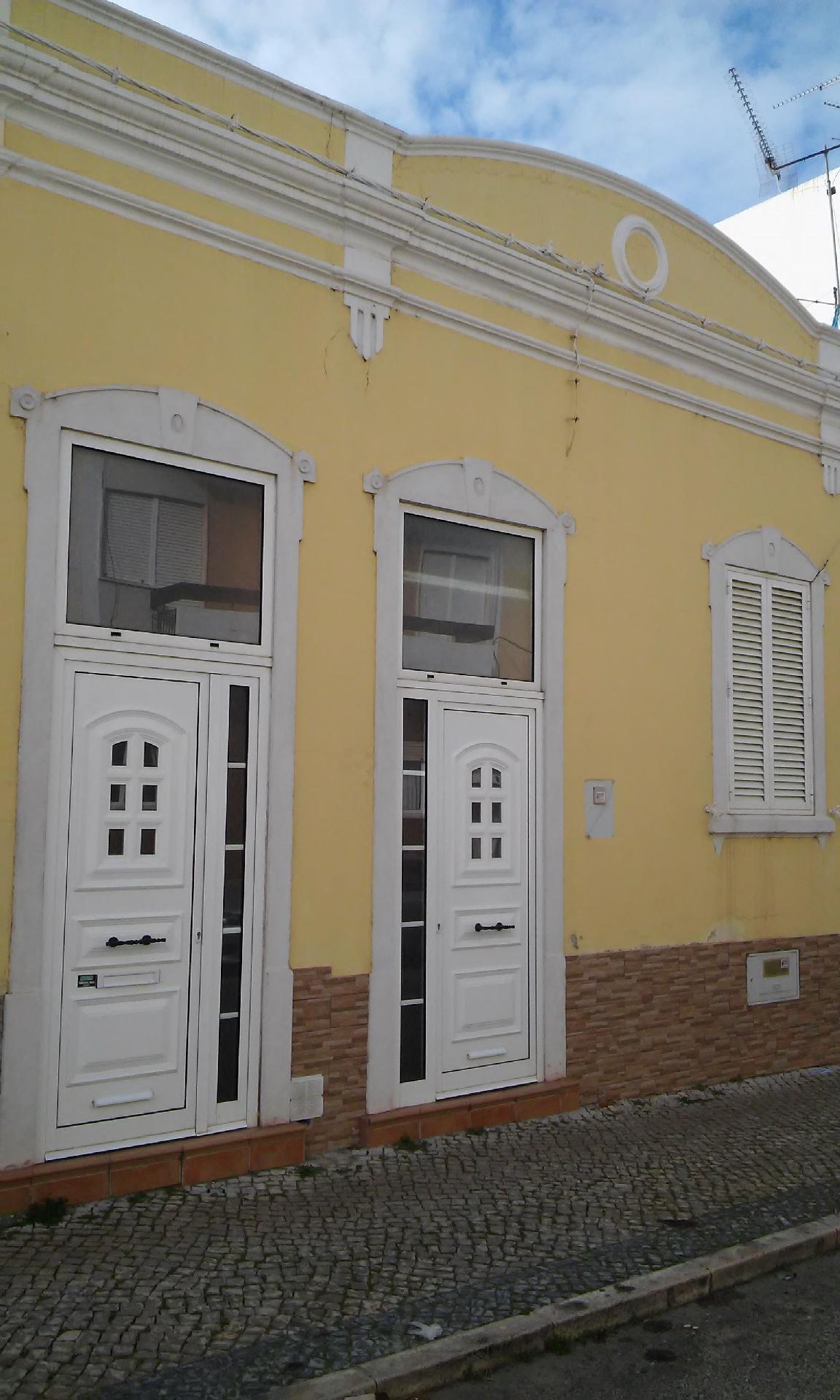 Gästezimmer für 4 Personen  + 1 Kind ca. Ferienhaus in Portugal
