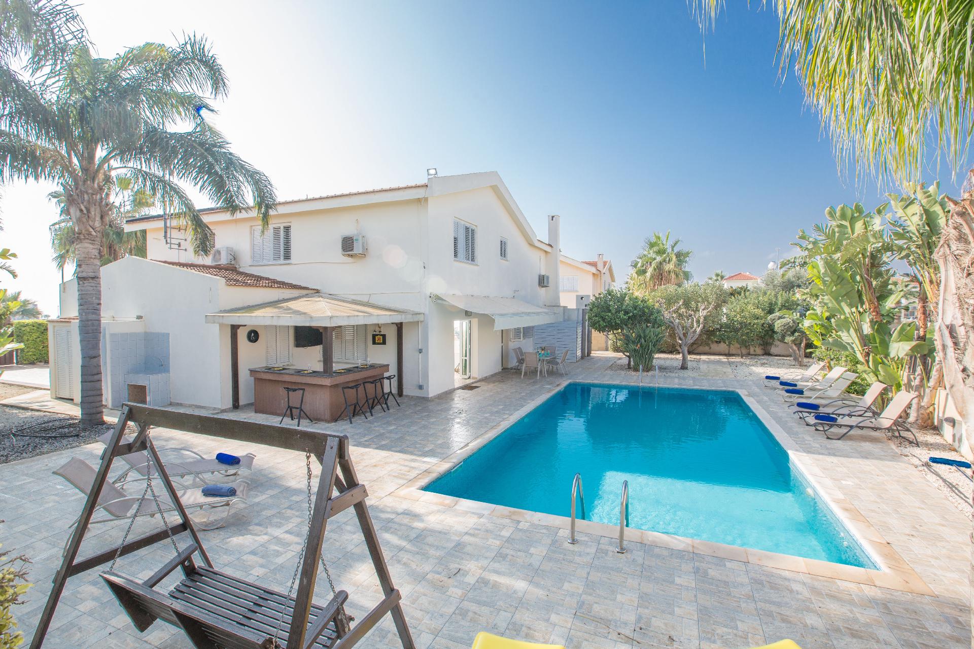 Ferienhaus mit Privatpool für 10 Personen in  Ferienhaus in Zypern