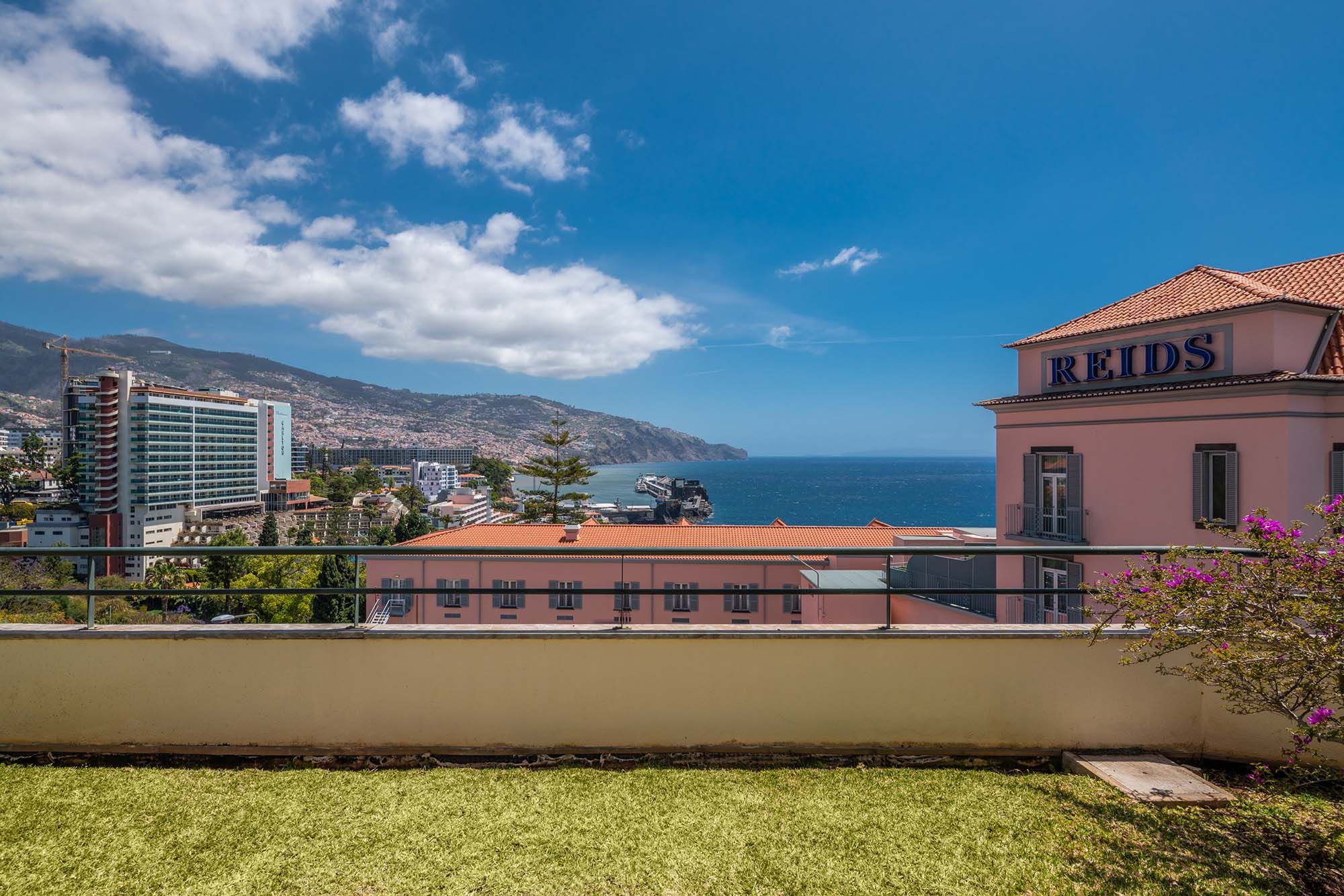 Ferienwohnung für 4 Personen ca. 130 m²  Ferienhaus auf Madeira