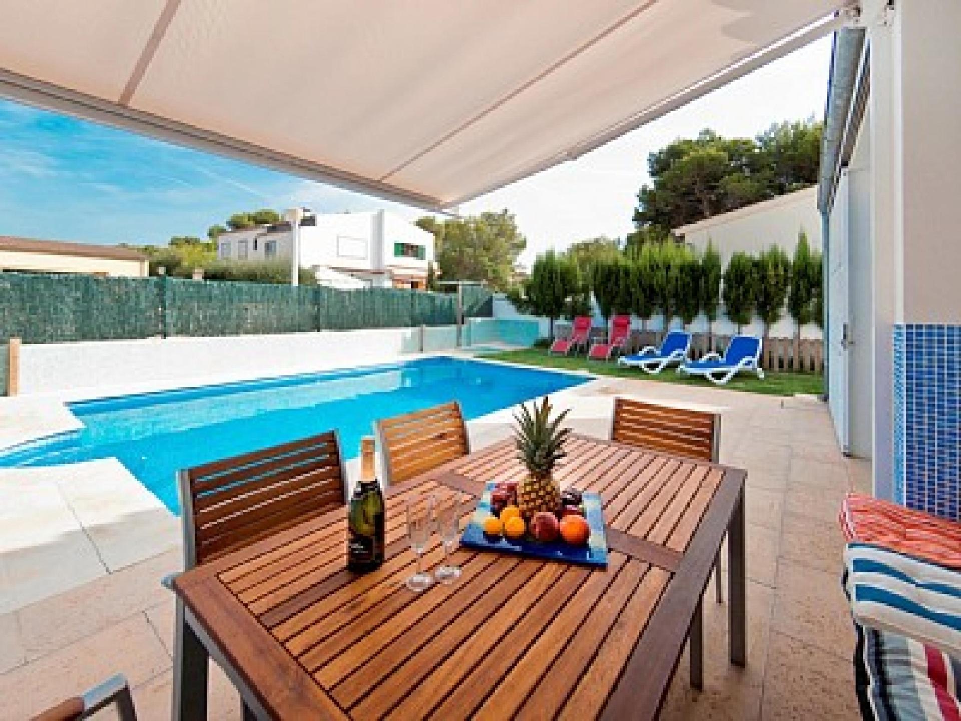 Ferienhaus mit Privatpool für 6 Personen ca.    Mallorca