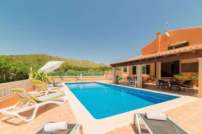 Ferienhaus mit Privatpool für 10 Personen ca.  in Spanien