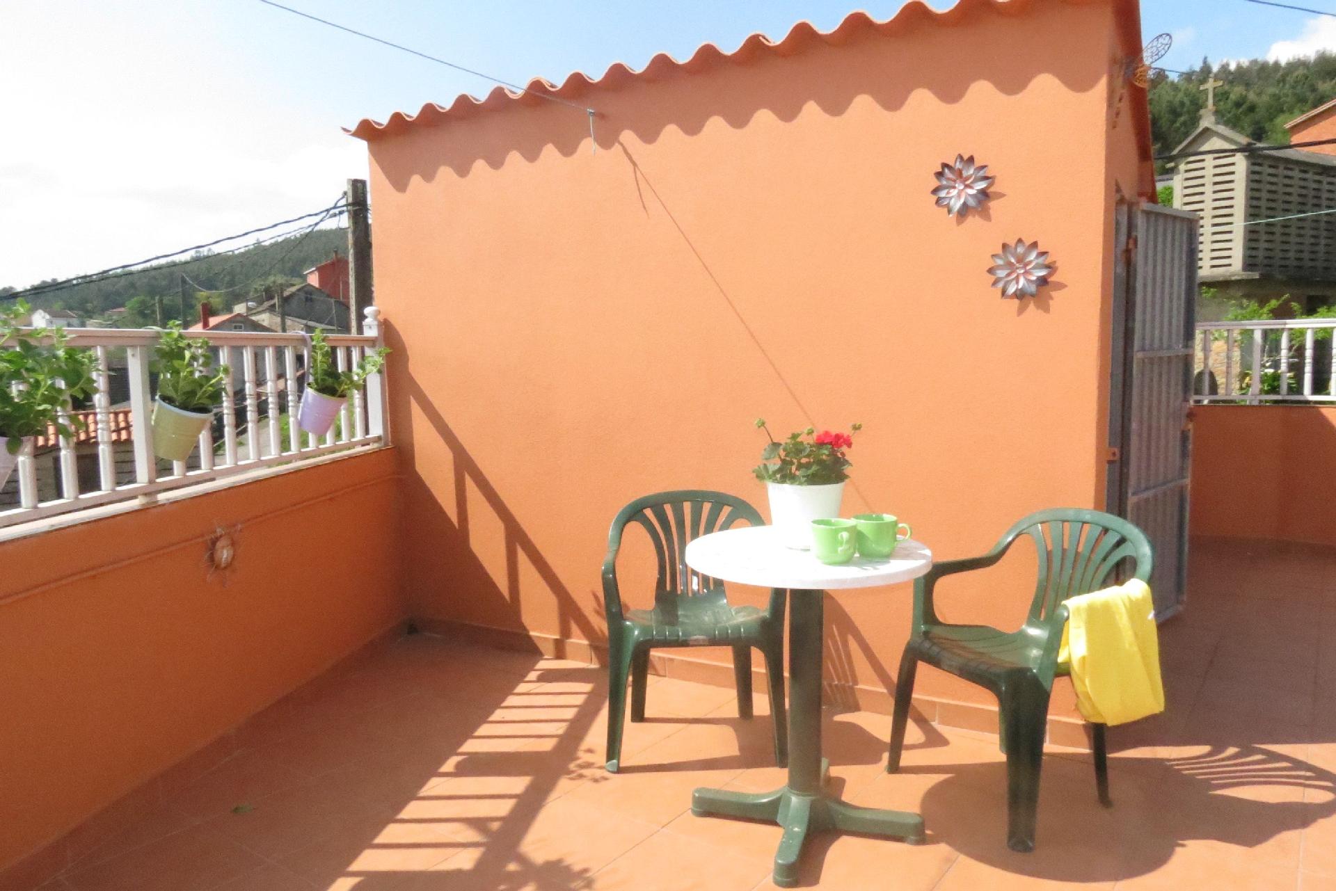 Ferienhaus mit Dachterrasse im Grünen mit her Ferienhaus  Rias Bajas