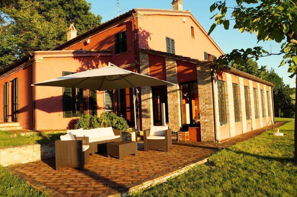Appartement in Ostra mit Großer Terrasse Ferienhaus in Italien
