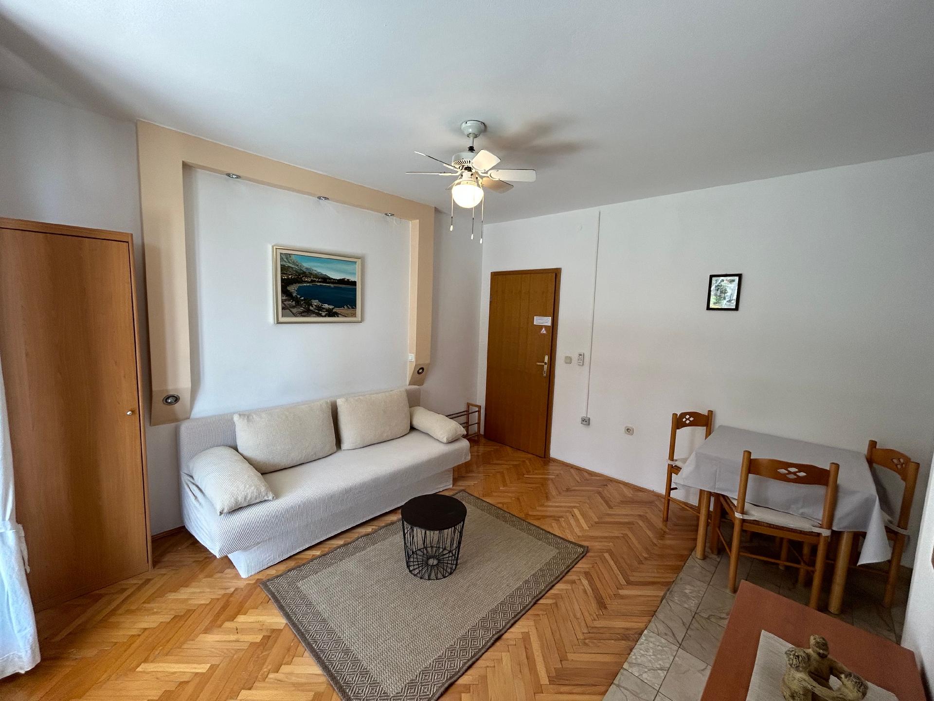 Ferienwohnung für 4 Personen ca. 43 m² i Ferienwohnung  Makarska Riviera