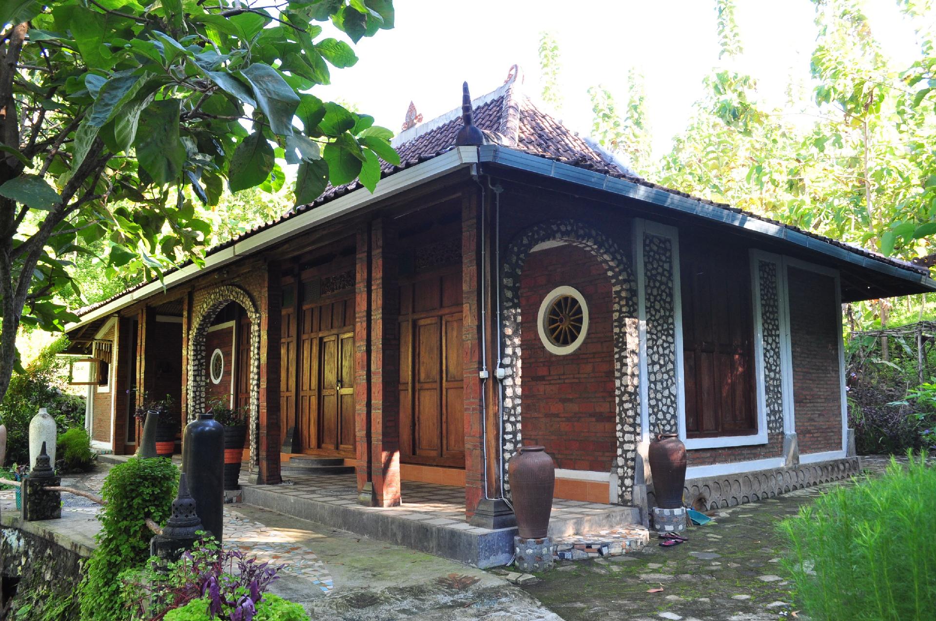 Ferienhaus für 8 Personen ca. 60 m² in W Ferienhaus in Indonesien