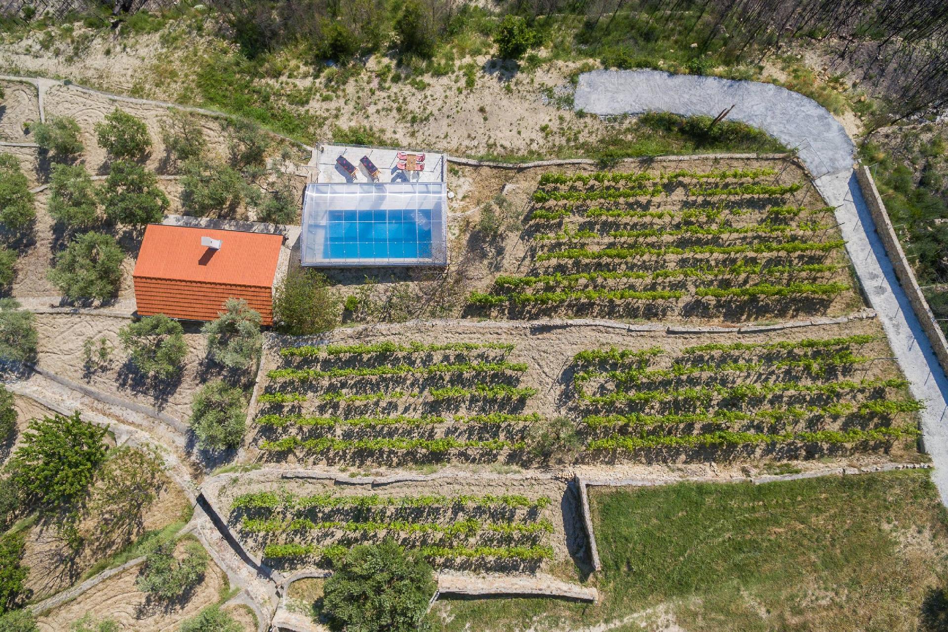Ferienhaus in ?rnovnica mit Privatem Pool und Pano Ferienhaus 