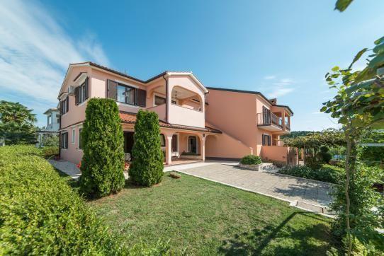 Nettes Appartement in Rovinj mit Garten, Terrasse  Ferienhaus in Europa