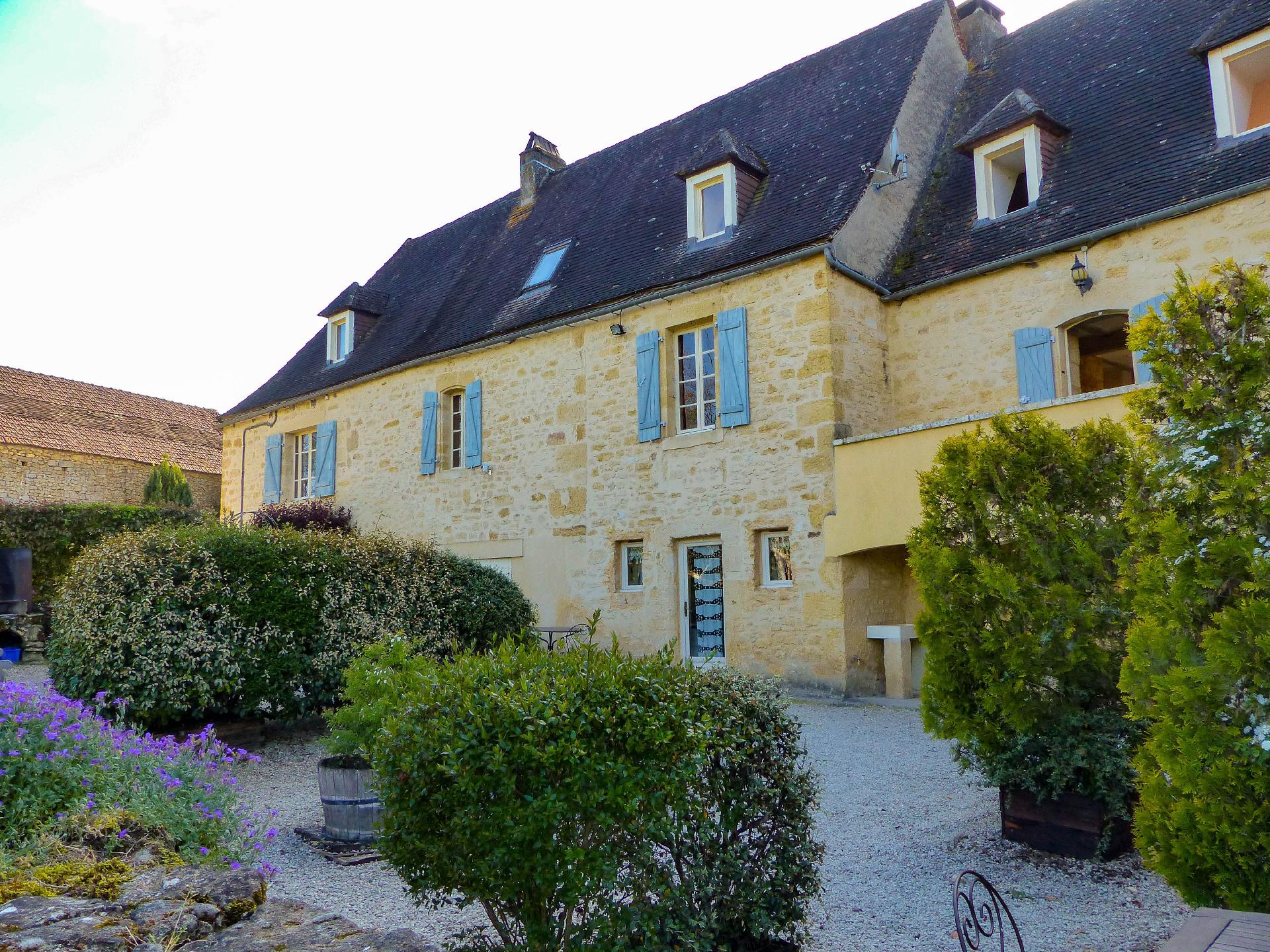 Ferienhaus mit Privatpool für 30 Personen  +  Ferienhaus  Dordogne