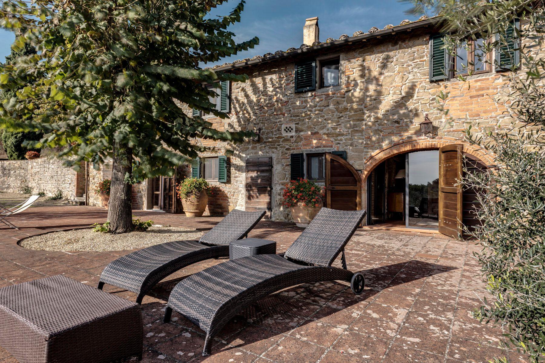 Ferienhaus mit Privatpool für 6 Personen  + 2 Ferienhaus in Italien