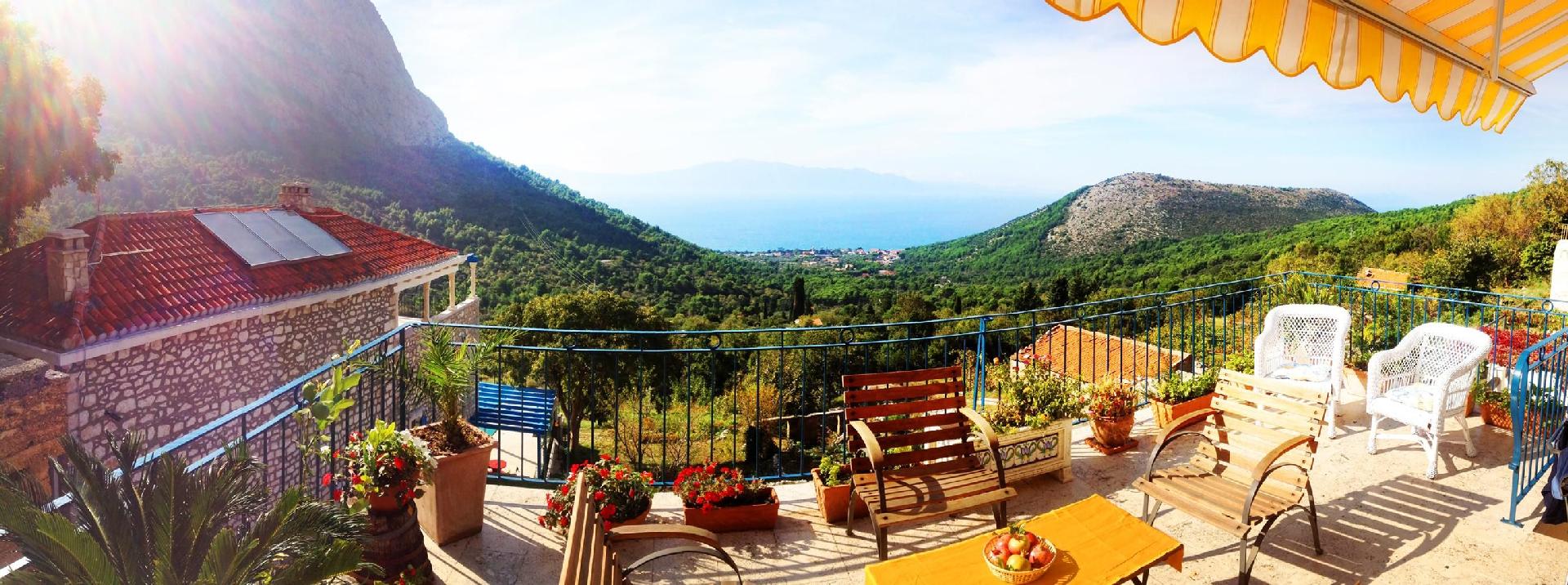 Ferienhaus in Srida Sela mit Grill und Terrasse un Ferienhaus in Dalmatien