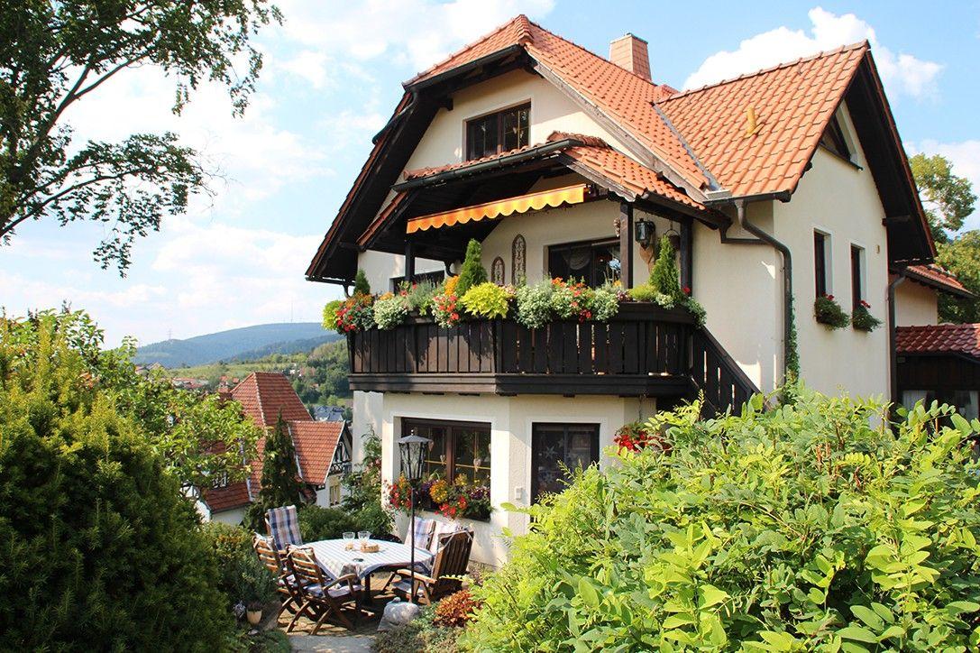 Große Ferienwohnung in Rauenstein mit Garten Ferienhaus  ThÃ¼ringer Wald