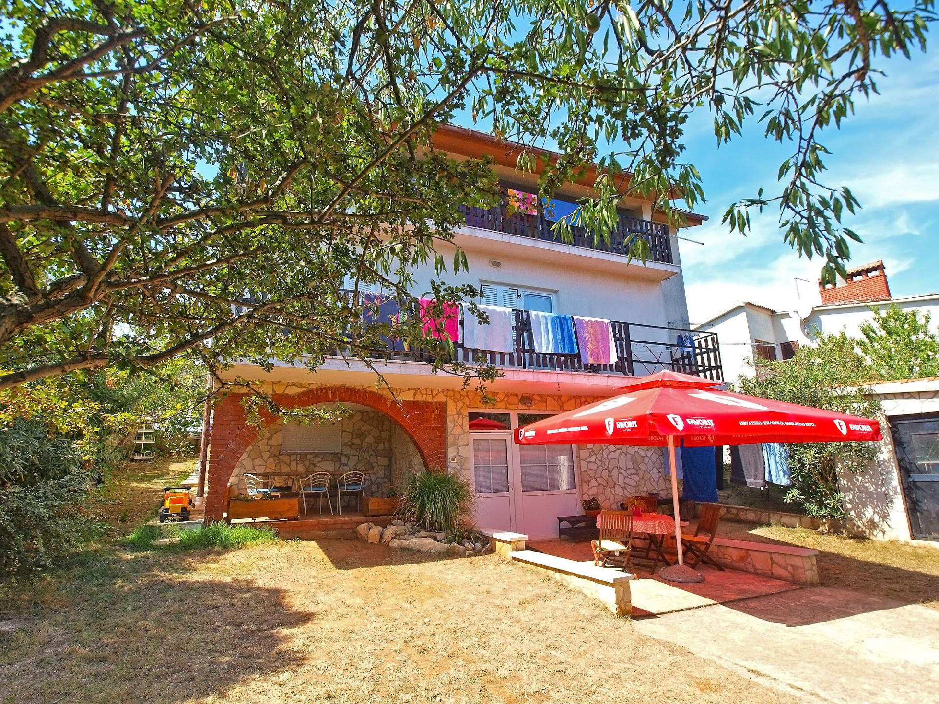 Ferienwohnung für 6 Personen ca. 72 m² i   Premantura