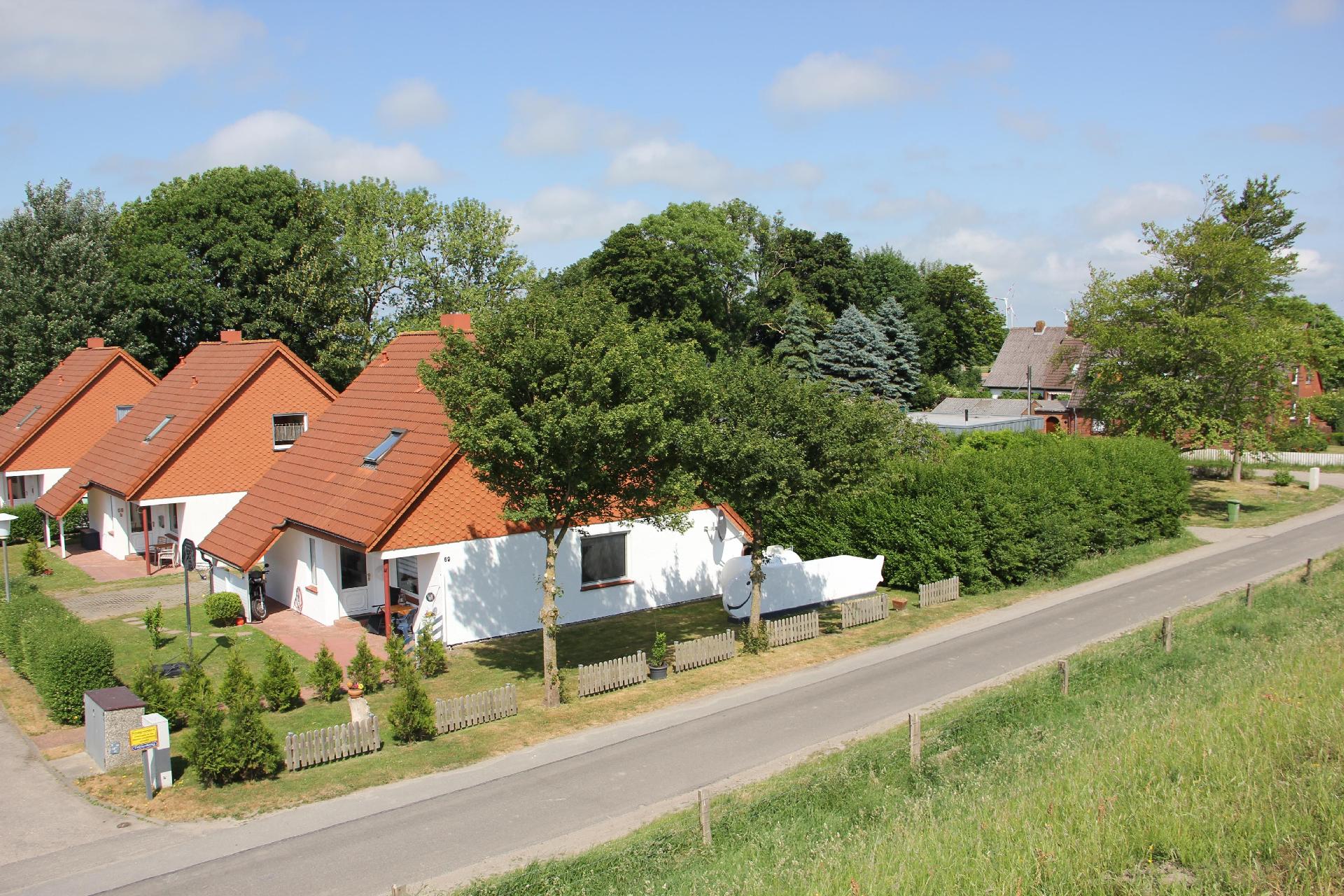 Ferienhaus in Dieksanderkoog mit Terrasse, Garten   in Friedrichskoog