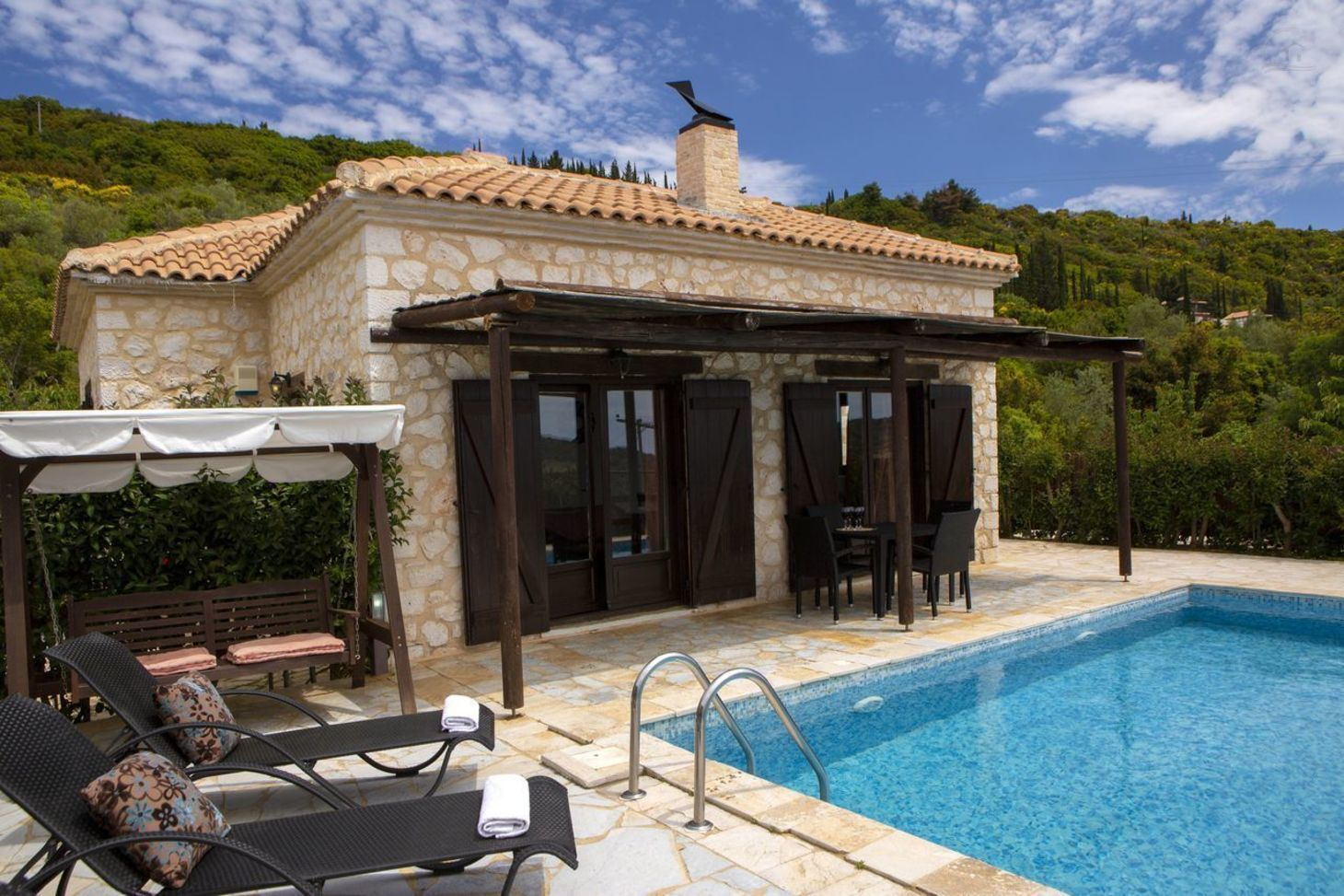 Ferienhaus mit Privatpool für 2 Personen  + 2 Ferienhaus in Griechenland