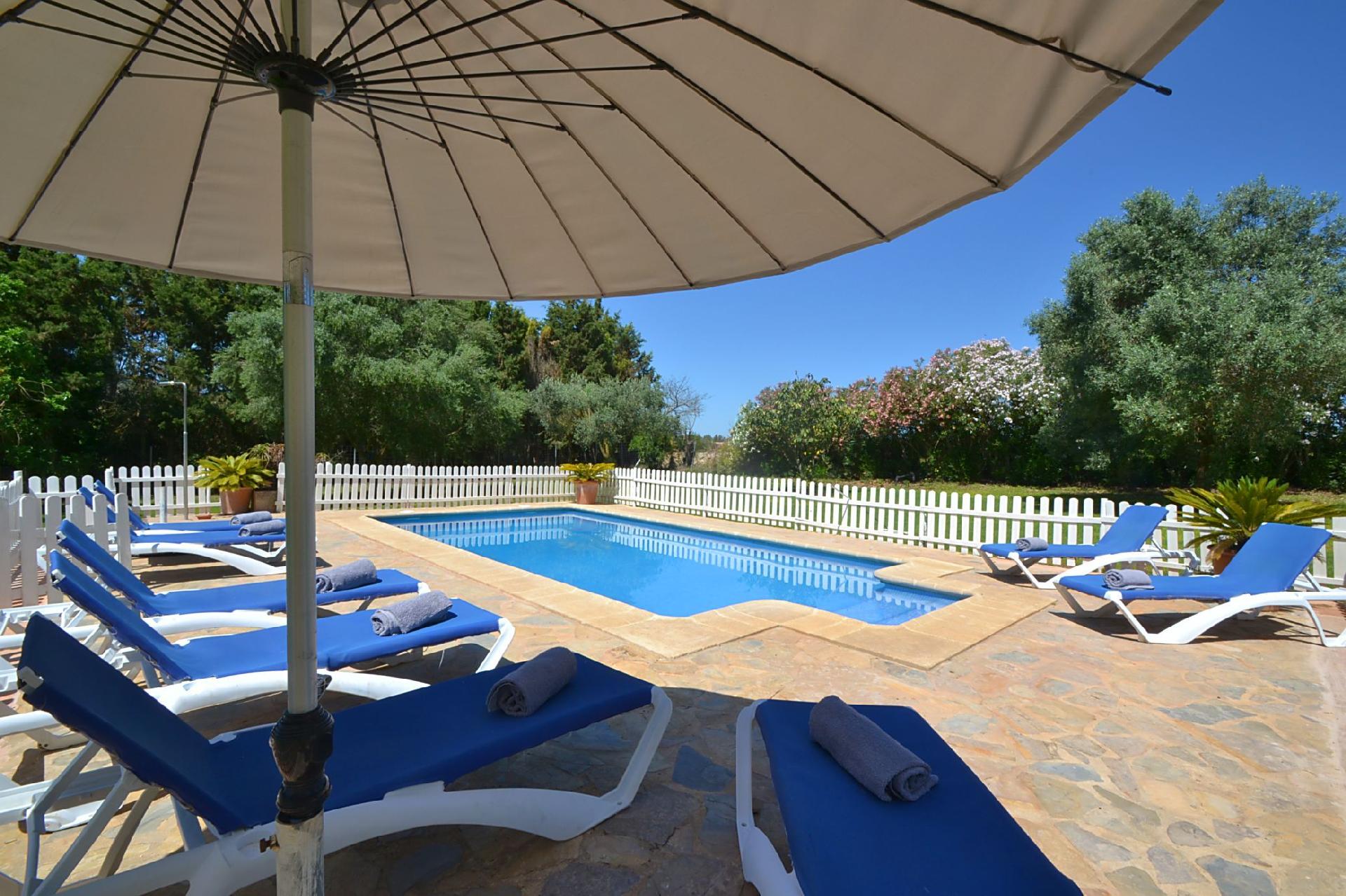 Ferienhaus mit Privatpool für 12 Personen ca. Ferienhaus  Mallorca