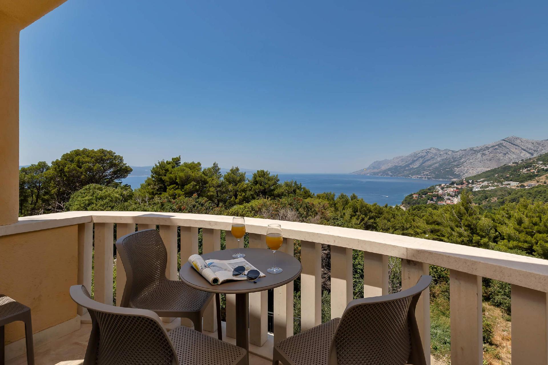 Ferienwohnung für 4 Personen ca. 40 m² i Ferienhaus  Makarska Riviera