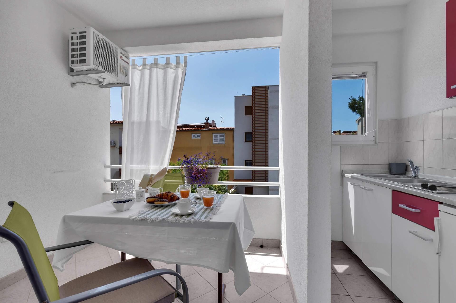 Ferienwohnung für 3 Personen ca. 25 m² i Ferienhaus in Dalmatien