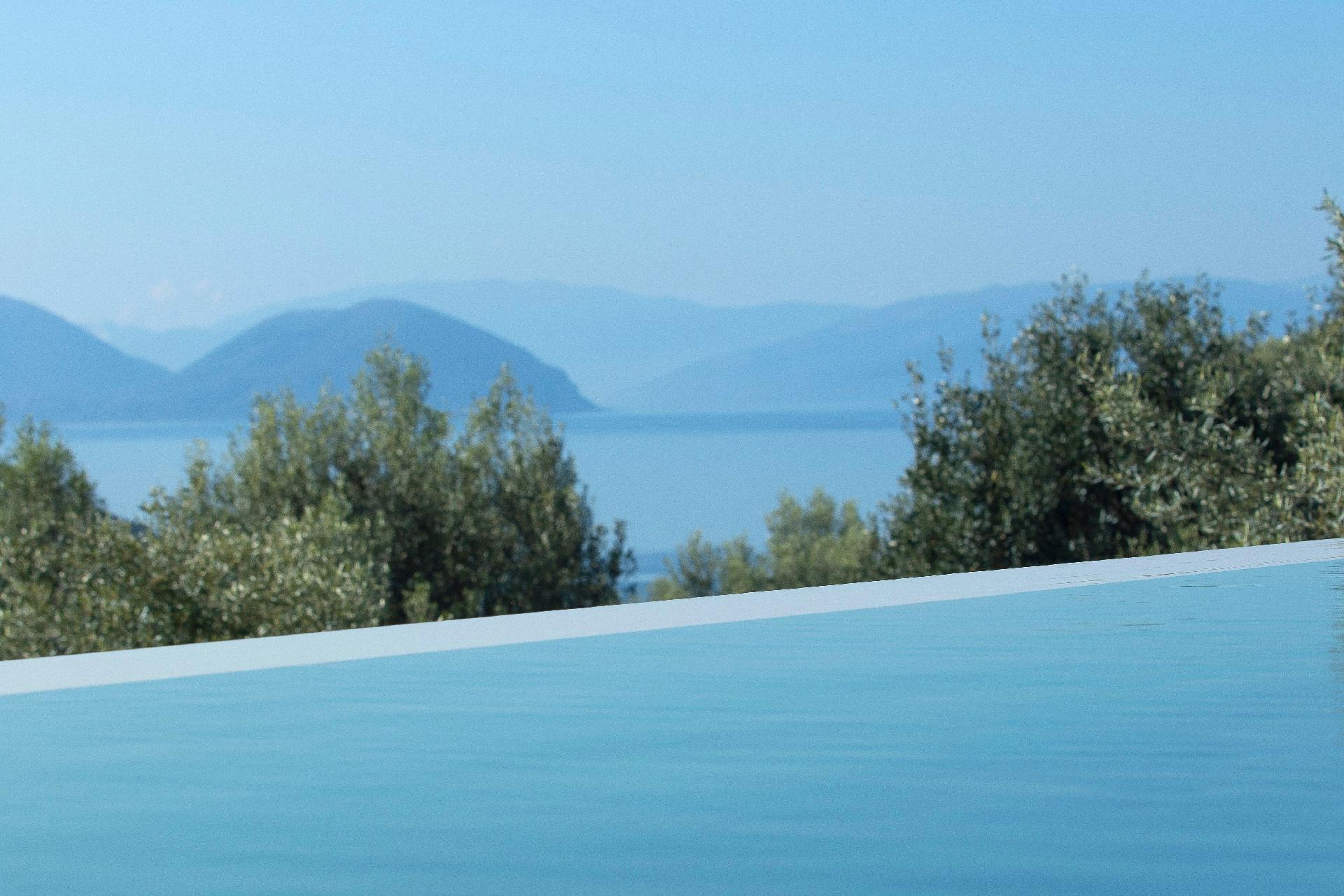Ferienhaus mit Privatpool für 3 Personen  + 1 Ferienhaus in Griechenland