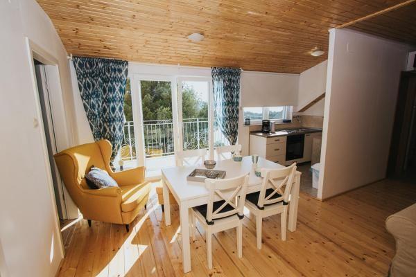 Ferienwohnung für 4 Personen ca. 65 m² i Ferienhaus in Dalmatien