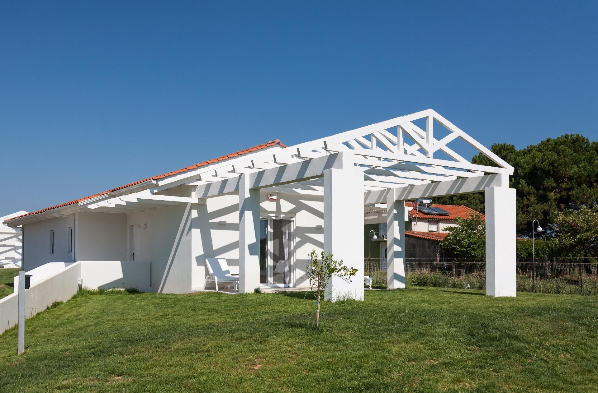 Gartenvilla mit zwei Schlafzimmern und  zwei Dusch Ferienhaus in Griechenland