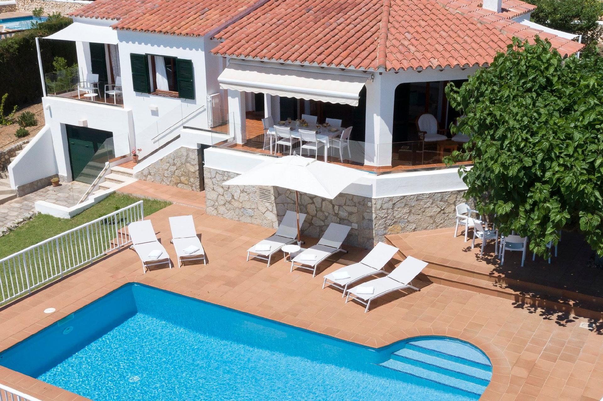 Villa Anna - typisch menorquin - gemütlich, p Ferienhaus  Menorca
