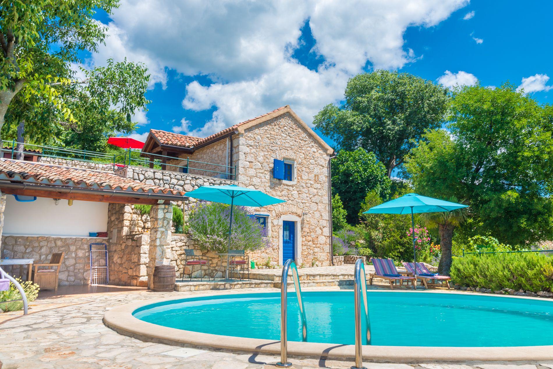 Ferienhaus mit Privatpool für 2 Personen ca.   in Kroatien